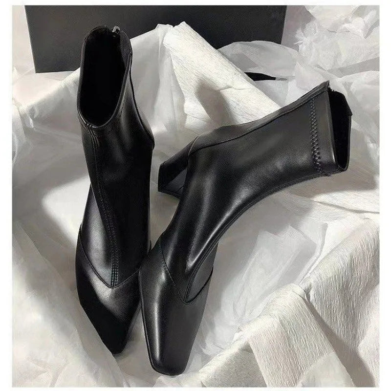 Stylish Women's High Heel Chunky Lace-up Boots