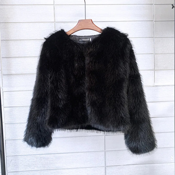 Elegant Winter Coat Modern &amp; Versatile