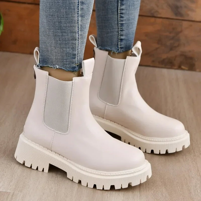 Comfortable Women's Chelsea Boots
