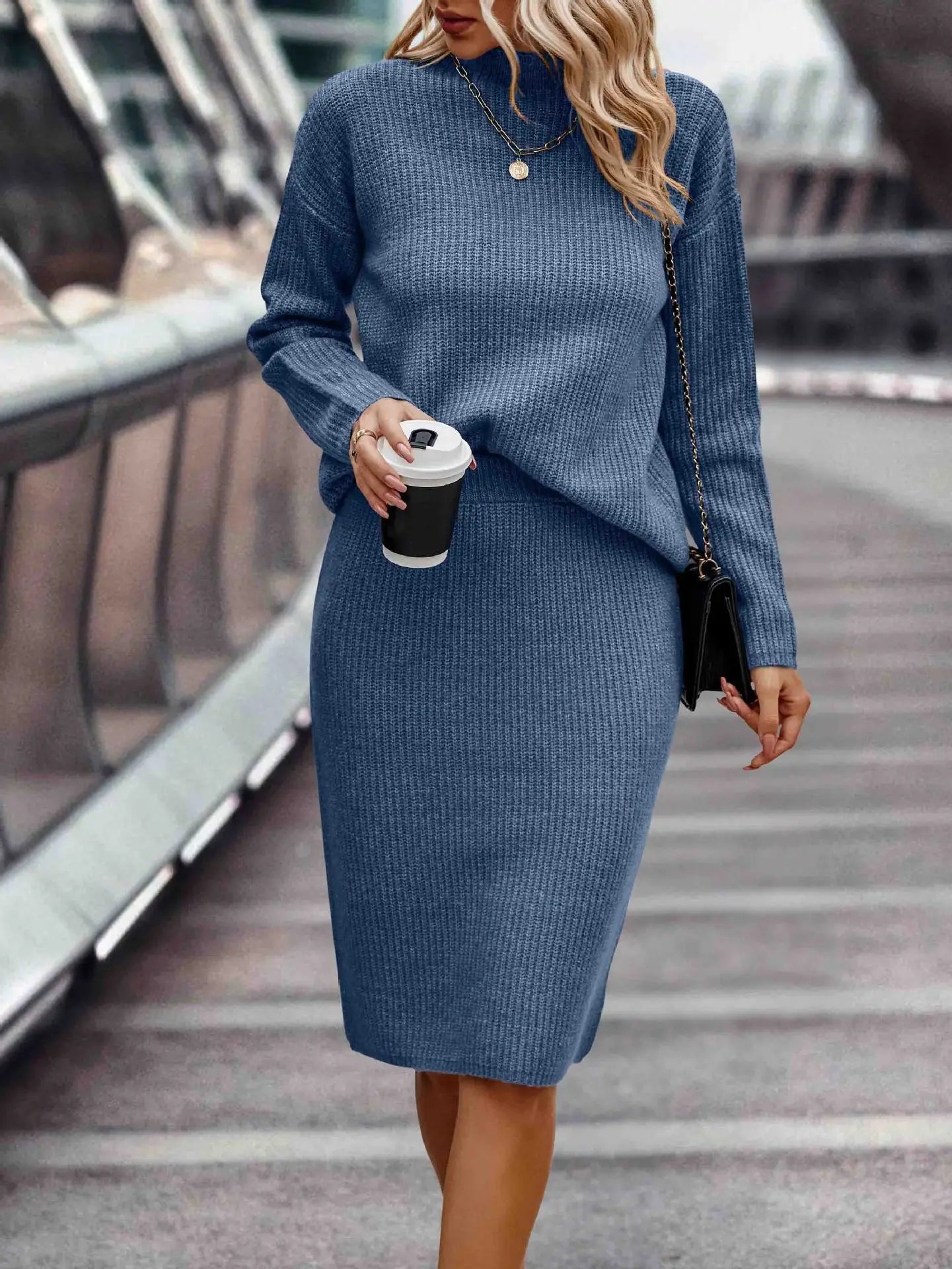 Fashionable 2-Piece Outfit for Women