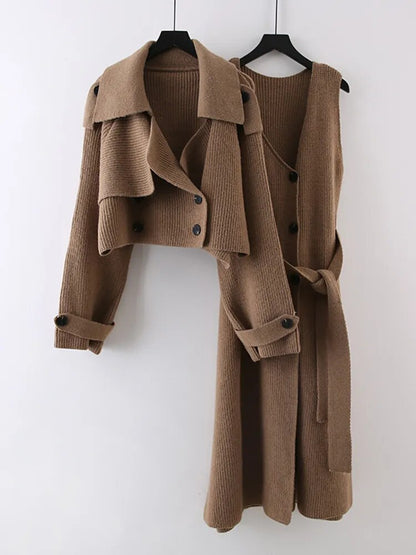 Stylish 2-piece jacket and dress set