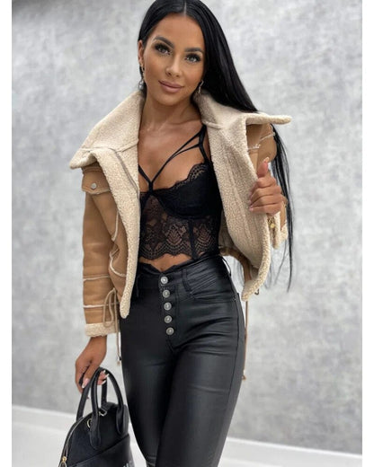Warme Winterjacke Chic Damenkollektion - IdealeKleiden
