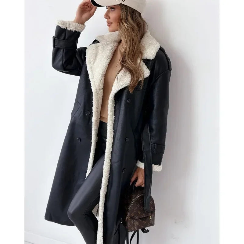 Stilvolle Damenjacke Luxus Design - IdealeKleiden