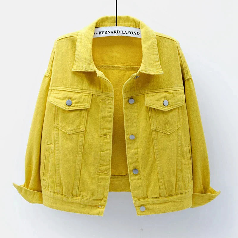 Short women's jacket with buttons and breast pocket