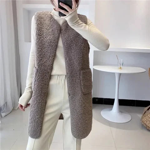 Women's Elegant Wool Vest With Pockets