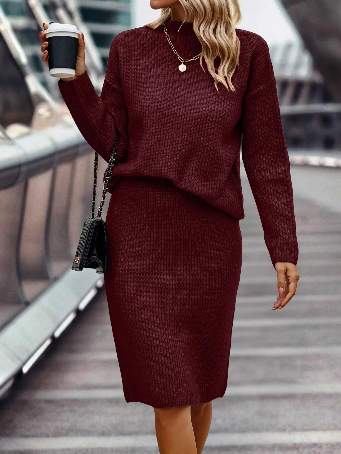 Fashionable 2-Piece Outfit for Women
