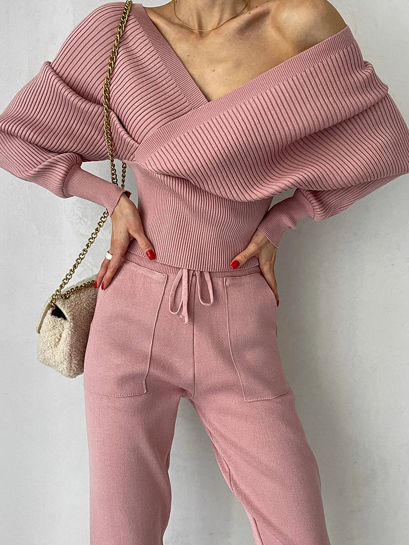 Sporty 2-Piece Set Pullover Pants
