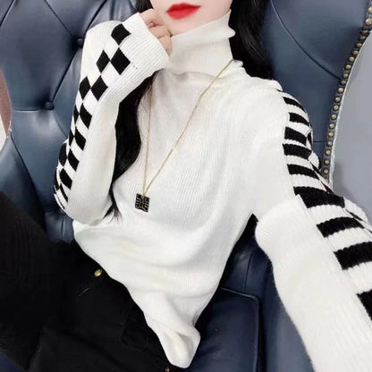 Stylish Plaid Turtleneck Sweater