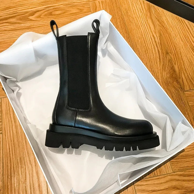 Damenschuhe Stiefel bis Wade mit dicken Sohlen - IdealeKleiden