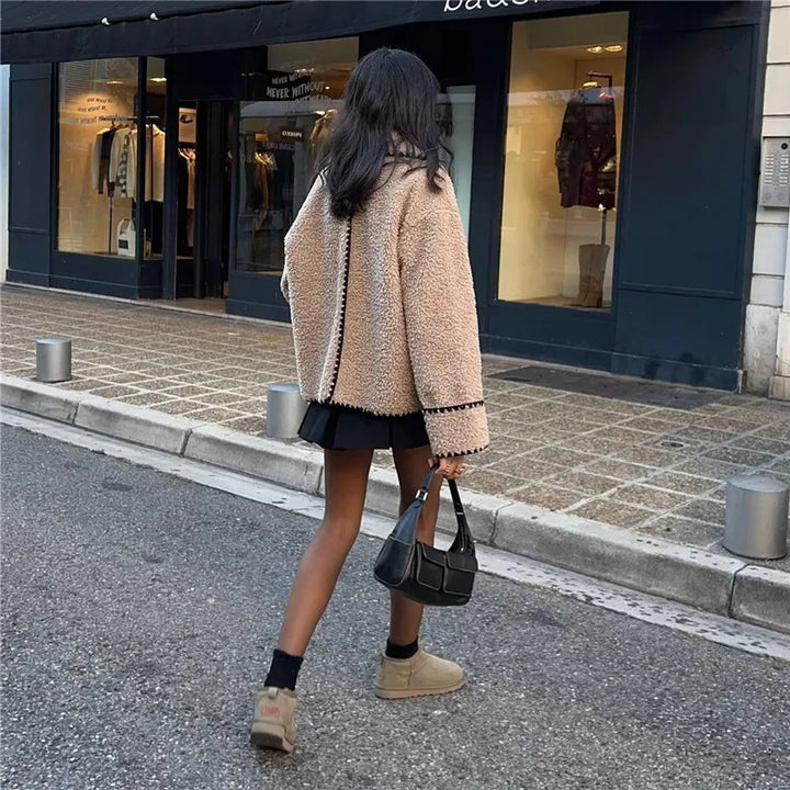 Damen Fleecejacke Beige Soft und Warm - IdealeKleiden