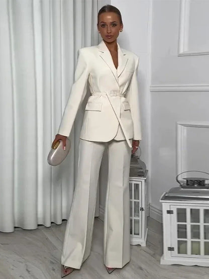 Eleganter Blazer Overall mit Gürtel und Weite Hose - IdealeKleiden