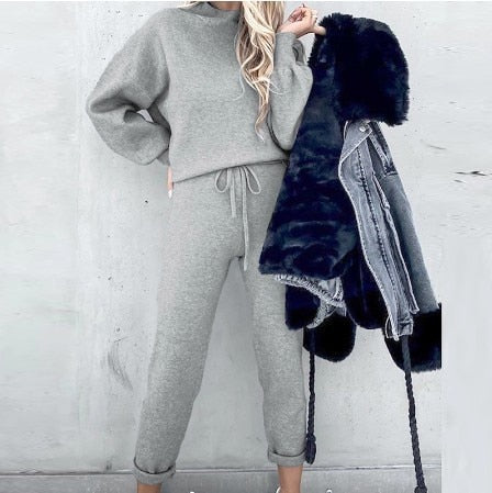 Women's winter clothing set
