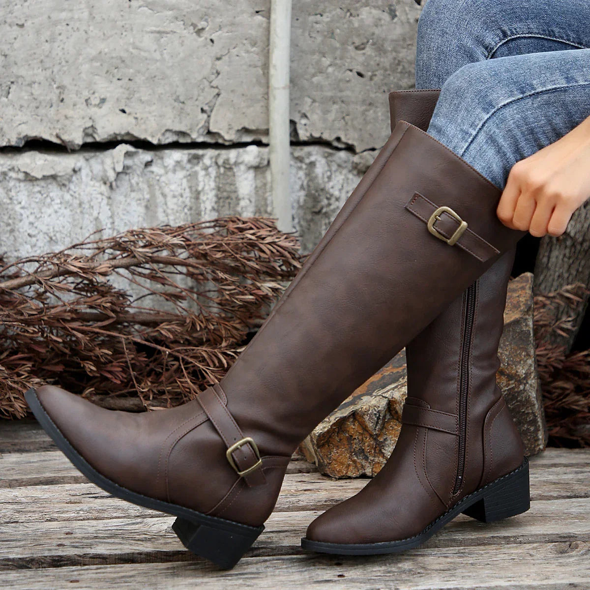 Stylish Women's Riding Boots Buckle Low Heel