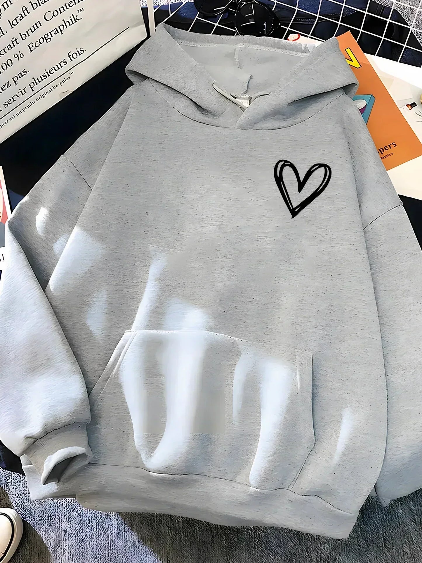 Women's Hoodie Heart Motif Cuddly Warm