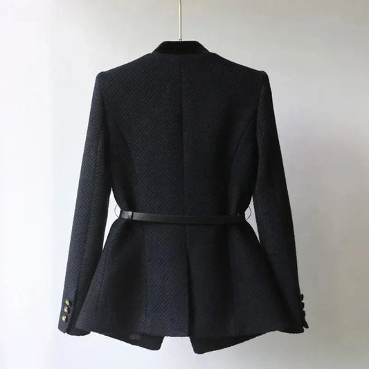 Klassischer Tweed Blazer mit Gürtel - IdealeKleiden