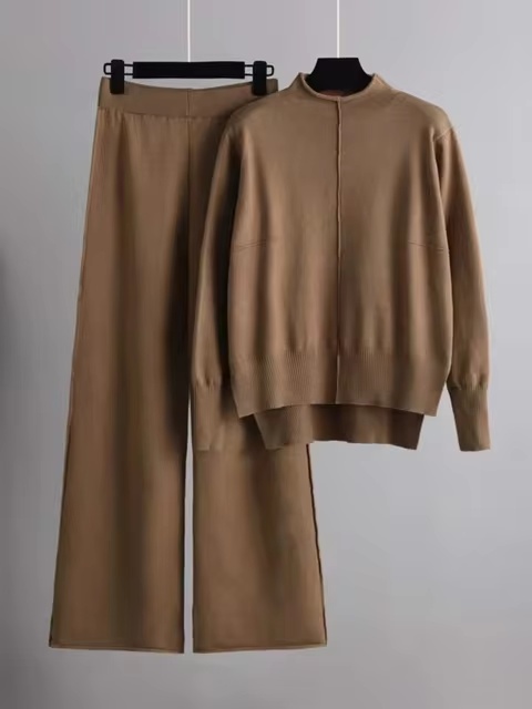 Stylish oversized sweaters for women