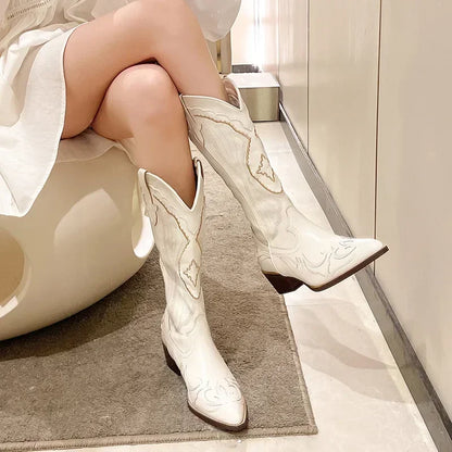 Western Boots Women's Elegant Embroidered