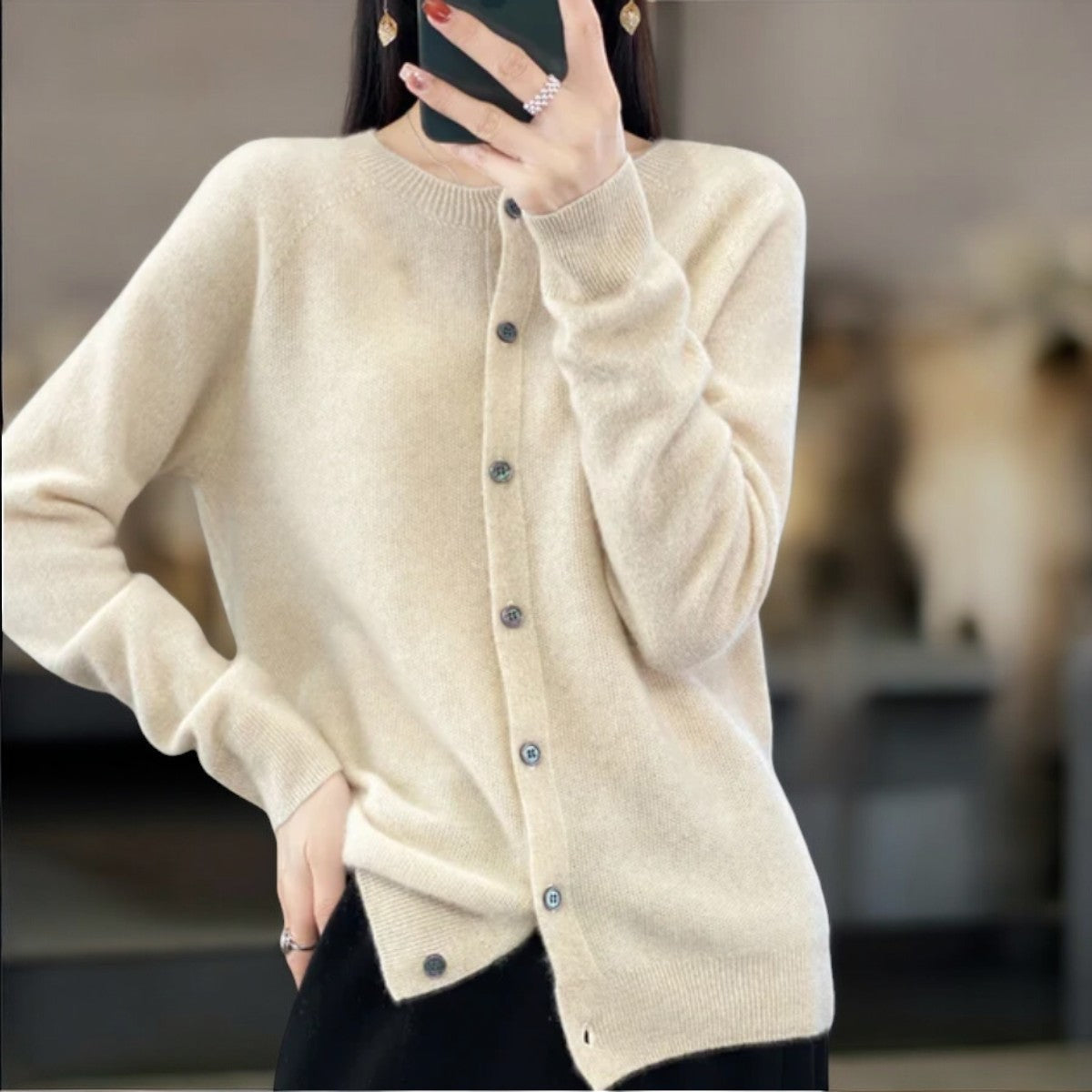 Women's Wool Cardigan Soft Stylish Autumn Winter