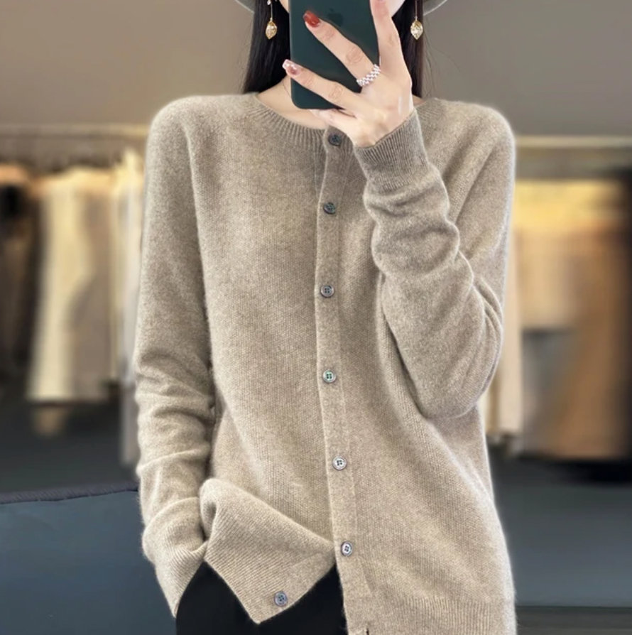 Women's Wool Cardigan Soft Stylish Autumn Winter