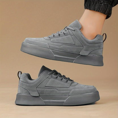 Men's streetwear lace-up sneakers with thick soles