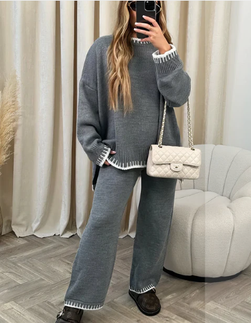 Comfortable Nomi Set Comfortable