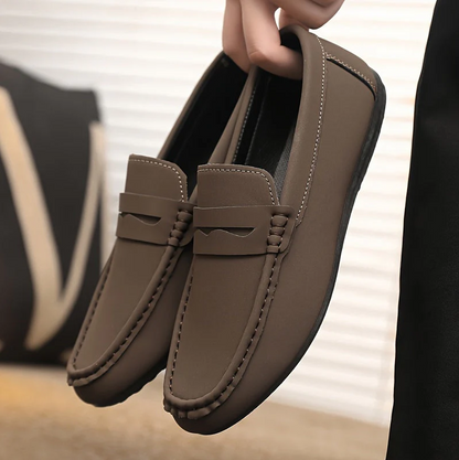 Stylish Men's Loafer Shoes Diverse Colors
