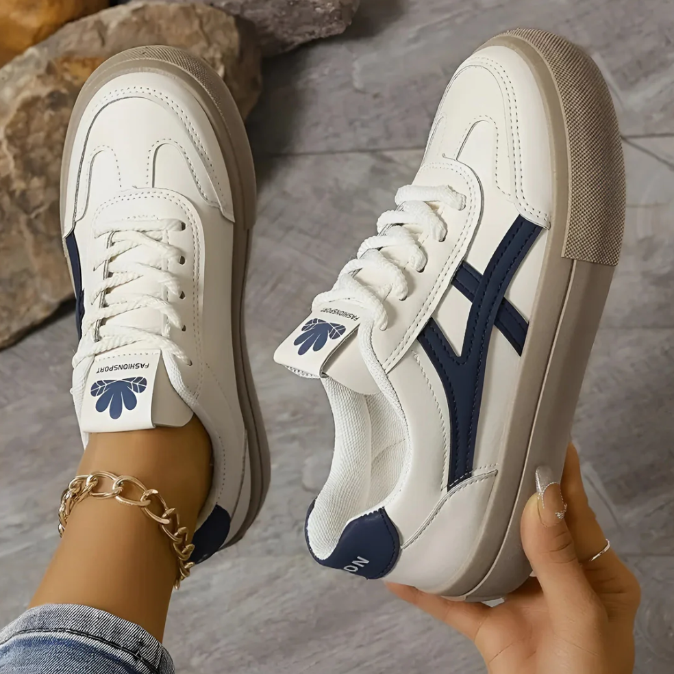 Modische Damen Sneaker Strick Optik - IdealeKleiden