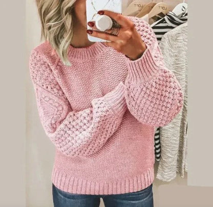 Fashionable pullover with graphic print