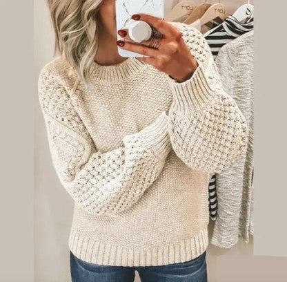 Fashionable pullover with graphic print