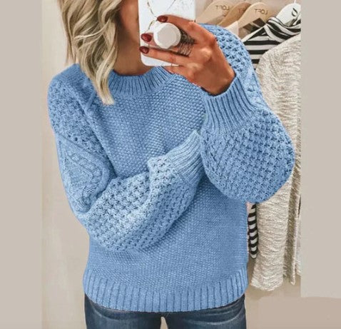 Fashionable pullover with graphic print
