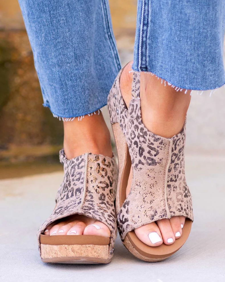 Comfortable Women's Sandals Comfort Footbed