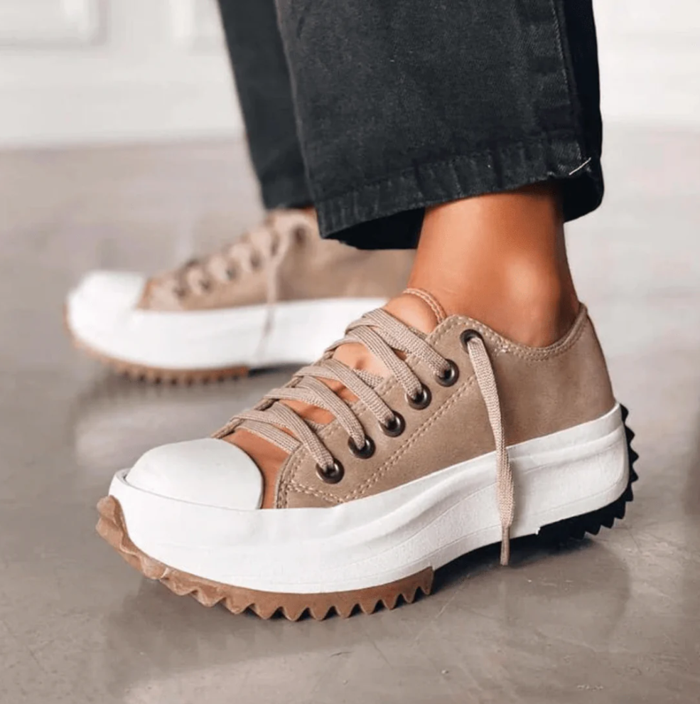 Damen Sneaker Modern Chic Design - IdealeKleiden