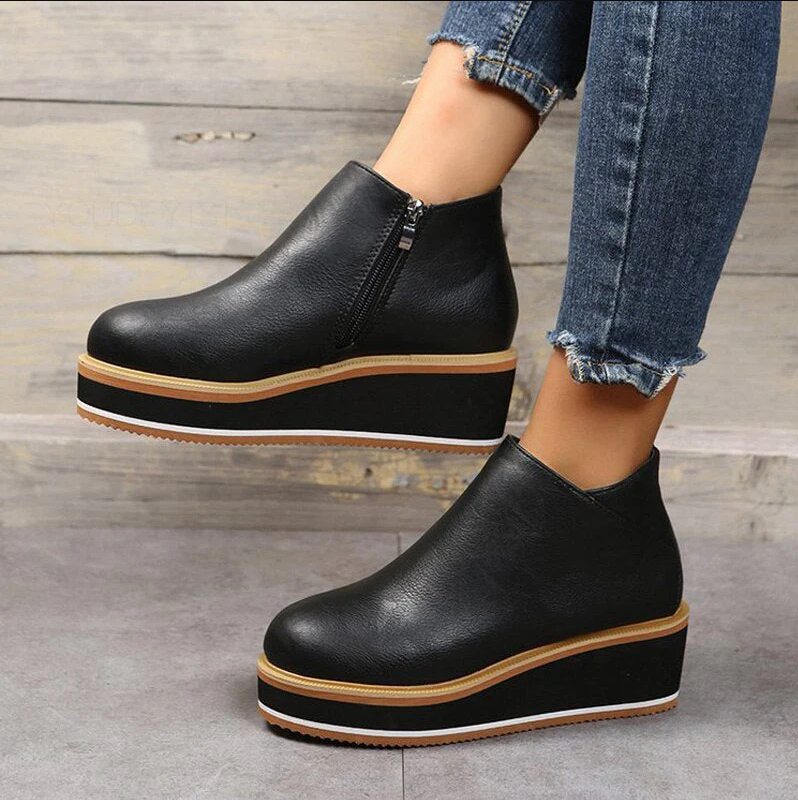 Hohe Plateauschuhe für Damen - IdealeKleiden