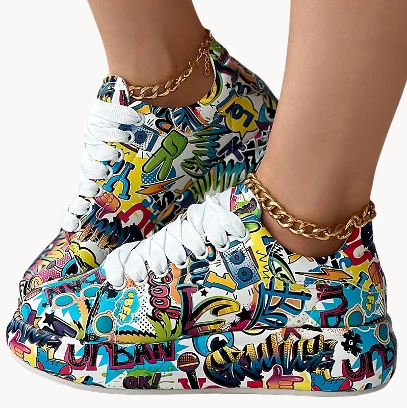 Stylische Damen Sneaker Graffiti Design - IdealeKleiden
