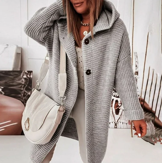 Yelena - Warme Strickjacke mit Kapuze Damen - IdealeKleiden