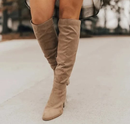 Women's Elegant Leather Boots