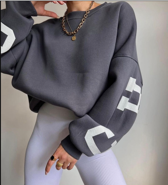 Oversized Sweater Modern Oversized
