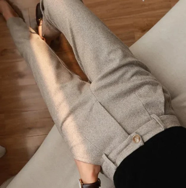 Elegant men's trousers made from 100% wool