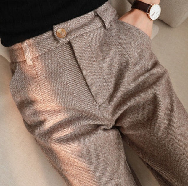 Elegant men's trousers made from 100% wool