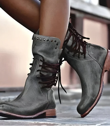Rustic women's boots with a studded look