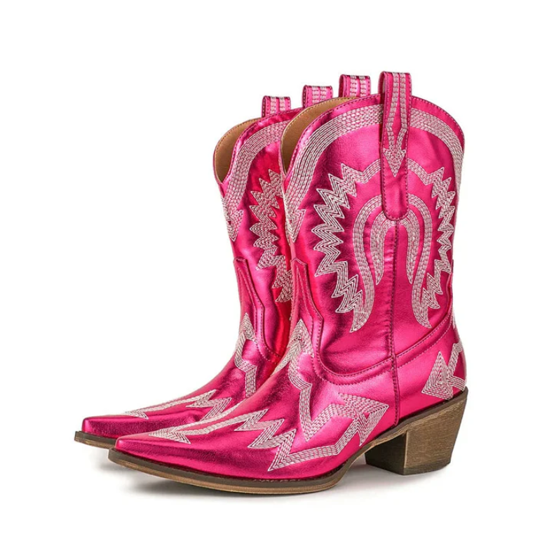 Elegant Leather Cowboy Boots for Women in Western Style