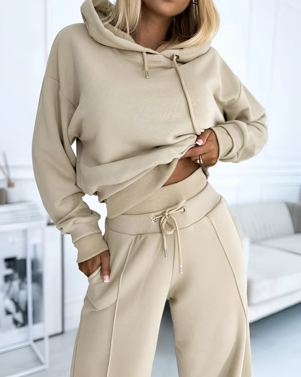 Emilia | Elegant Style with Ultimate Comfort