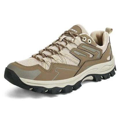 Hiking boots with breathable mesh membrane and robust sole