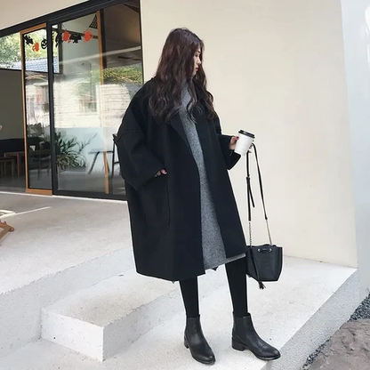 Elegant Women's Wool Coat