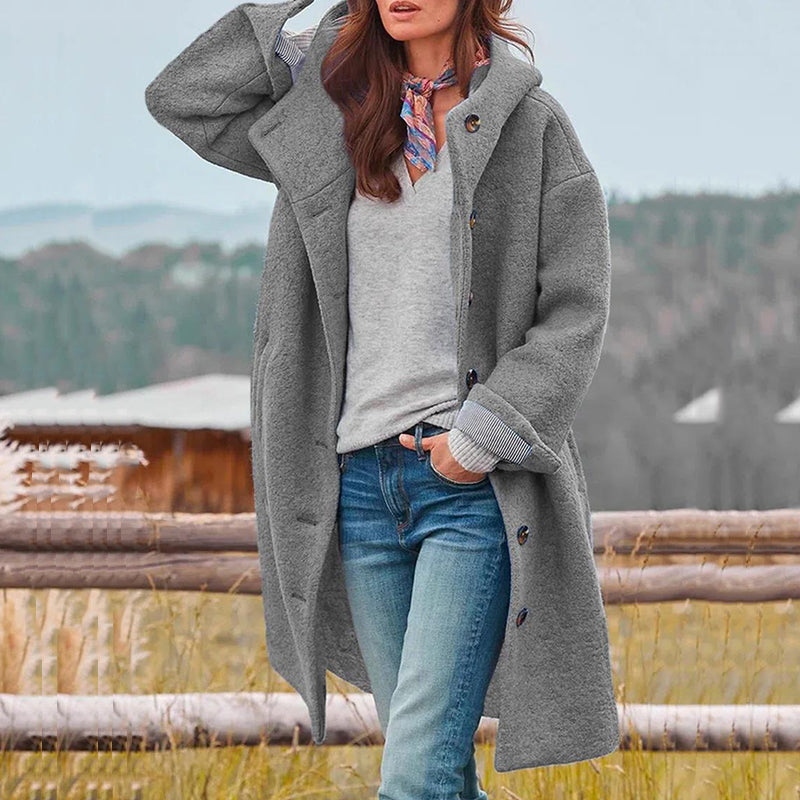 Stylish women's coat elongated cut elegance