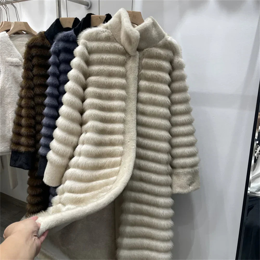 Fashionable Coat Relaxed Fit Stand-up Collar with Fur Trim