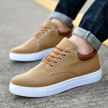 Comfortable Men's Lightweight Canvas Sneakers