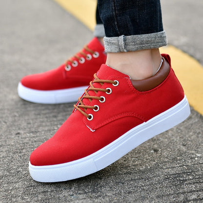 Comfortable Men's Lightweight Canvas Sneakers