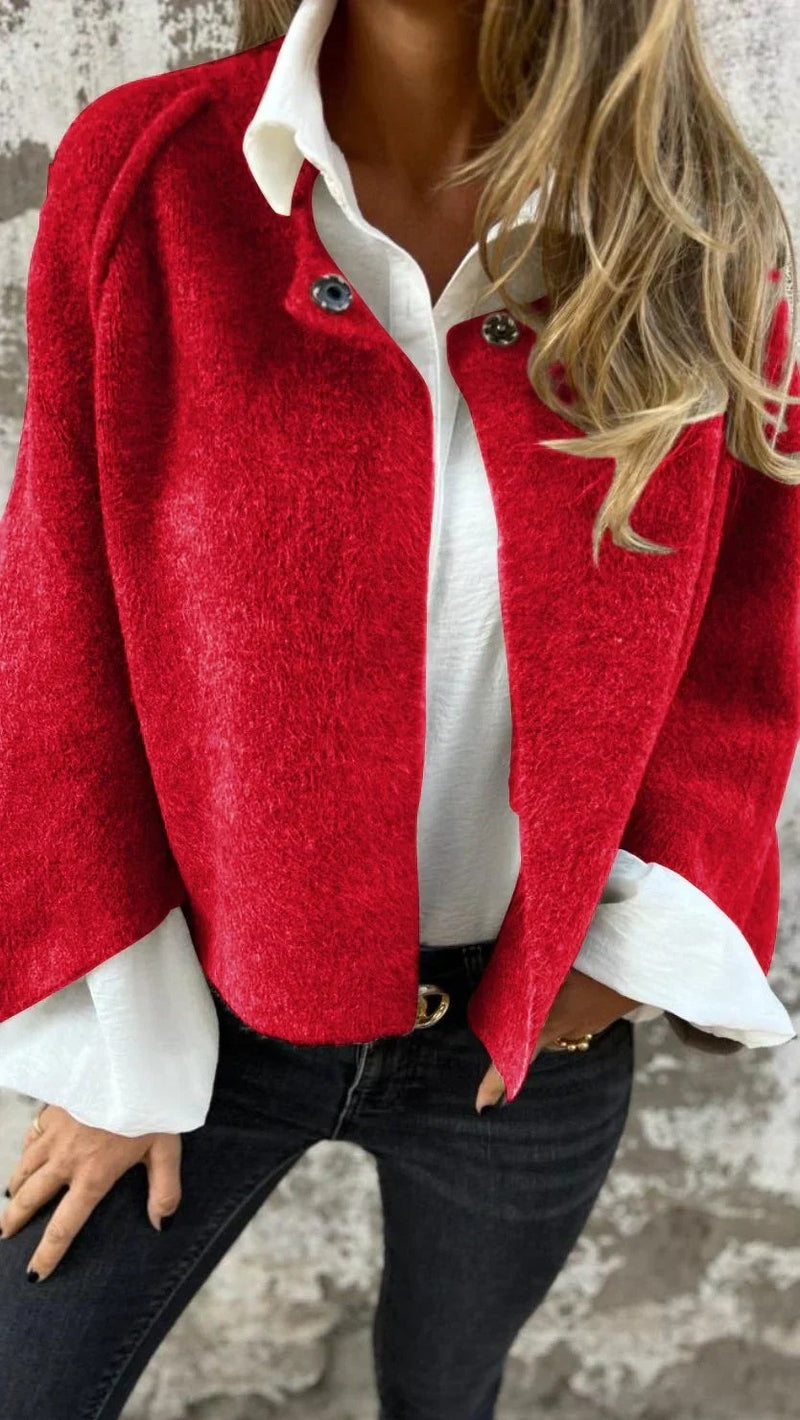 Elegant women's coat with a slim fit