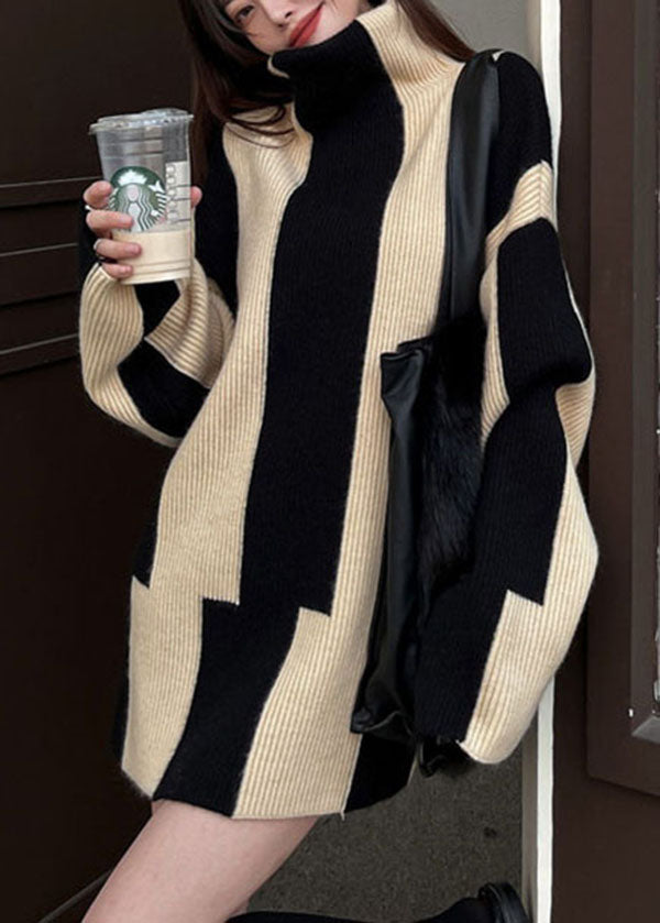 Stylish Knitted Sweater Black White Cozy Long